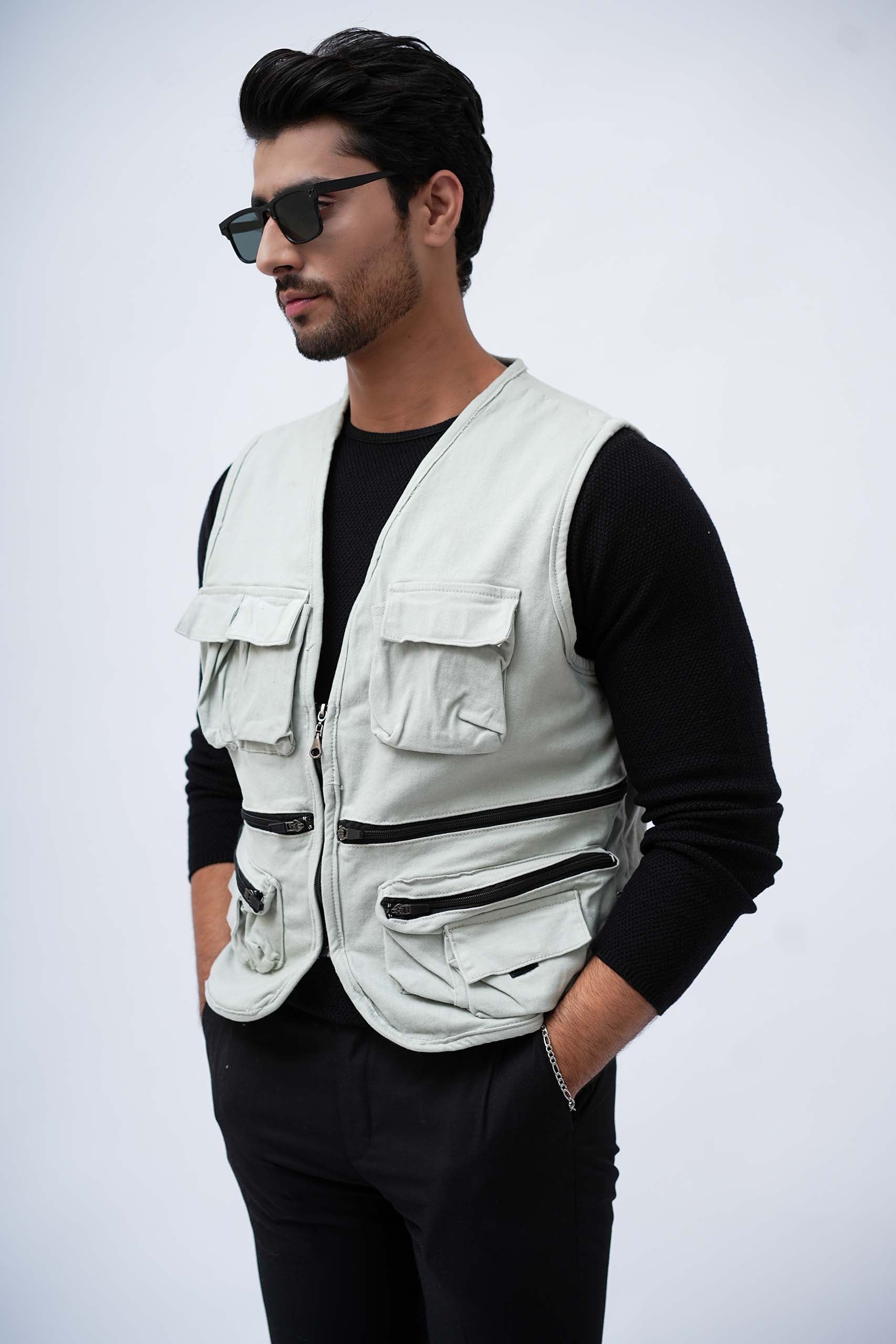 White best sale utility vest