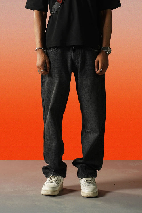 Black Denim Jeans – Straight Fit