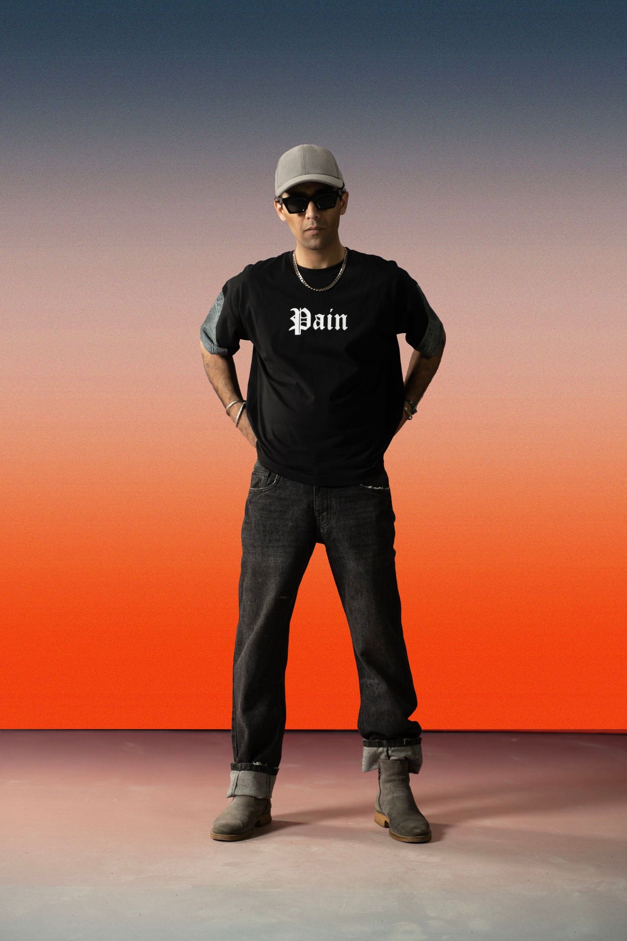Black Denim Jeans – Straight Fit