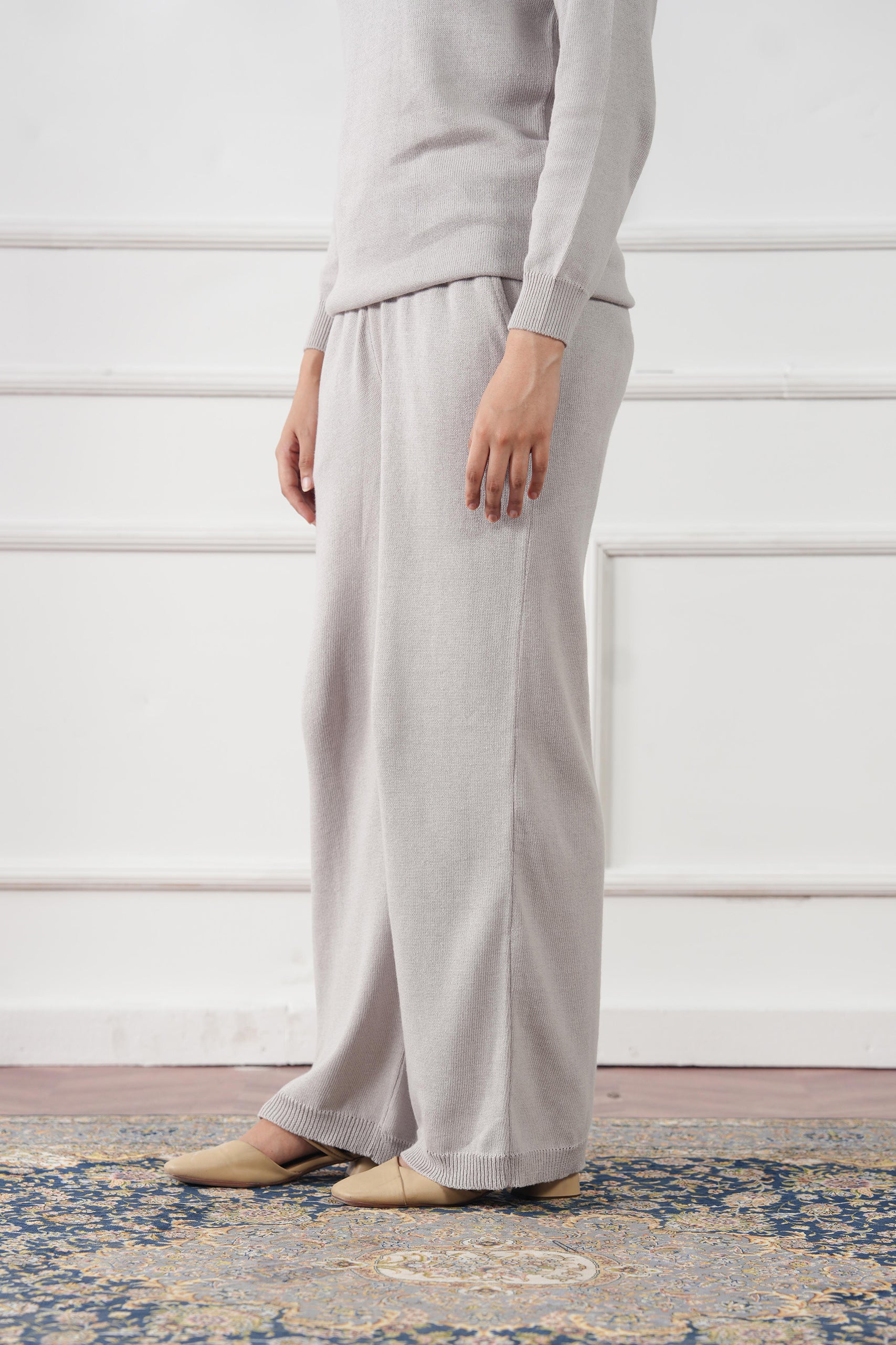 Knitted Straight Trouser (WKT-02)