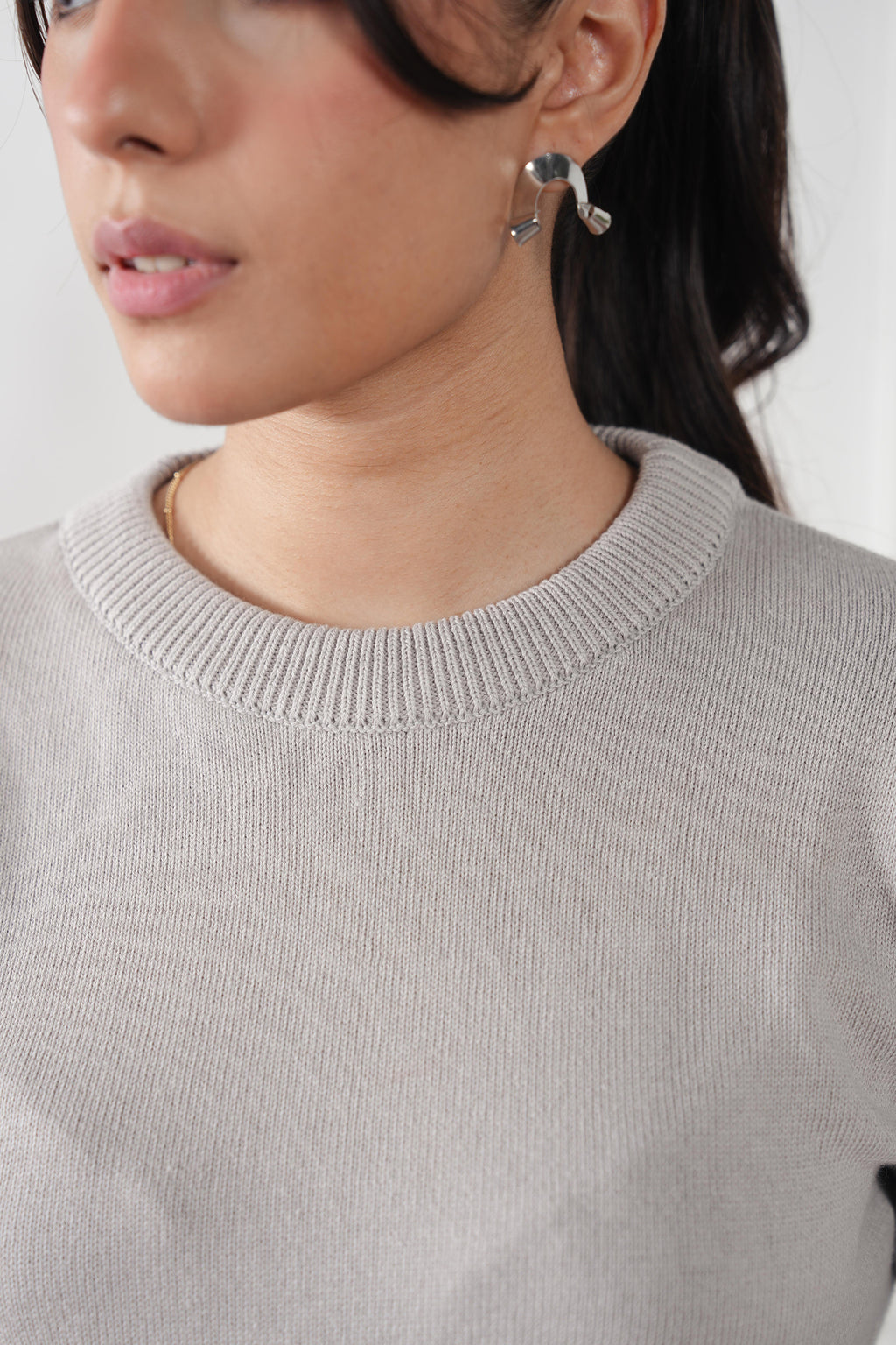 Round Neck Knit Sweater (WKS-02)