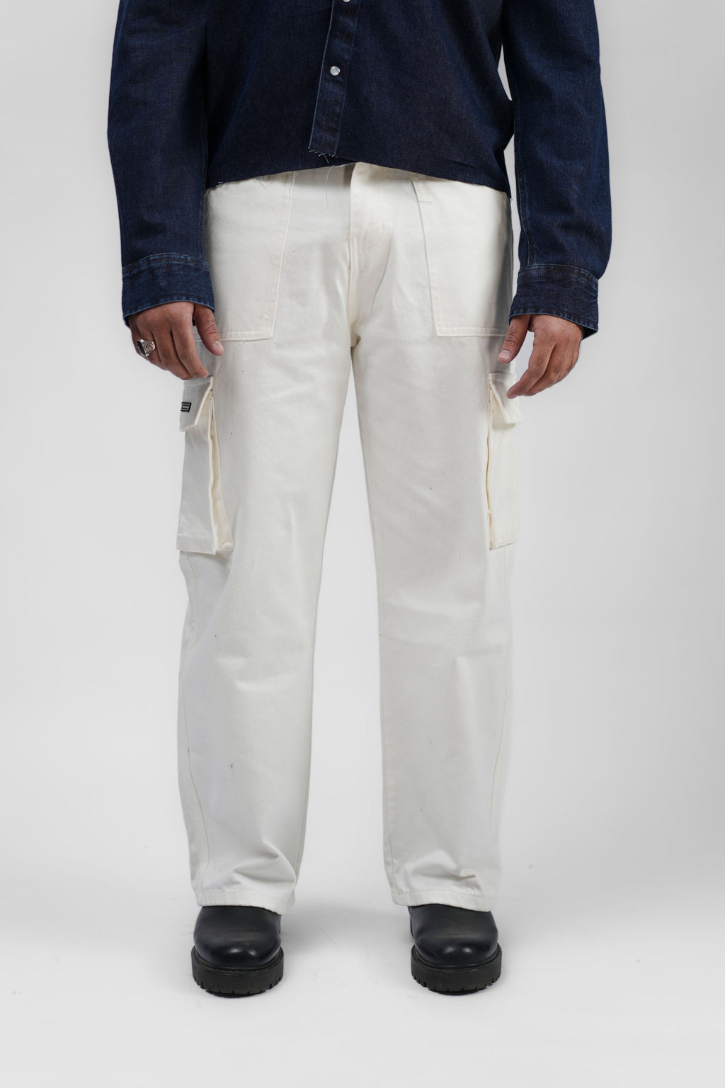 White Denim Cargo - Straight Fit