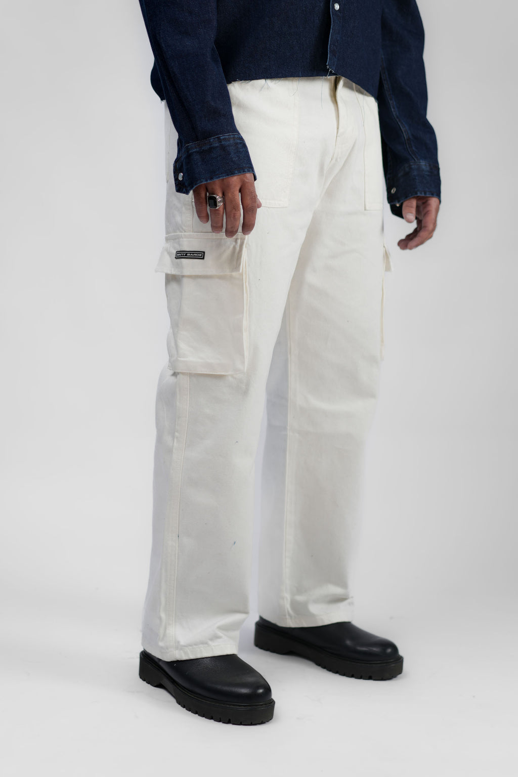 White Denim Cargo - Straight Fit