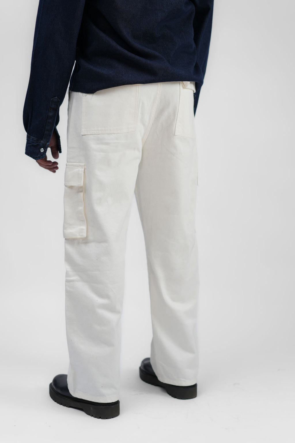 White Denim Cargo - Straight Fit
