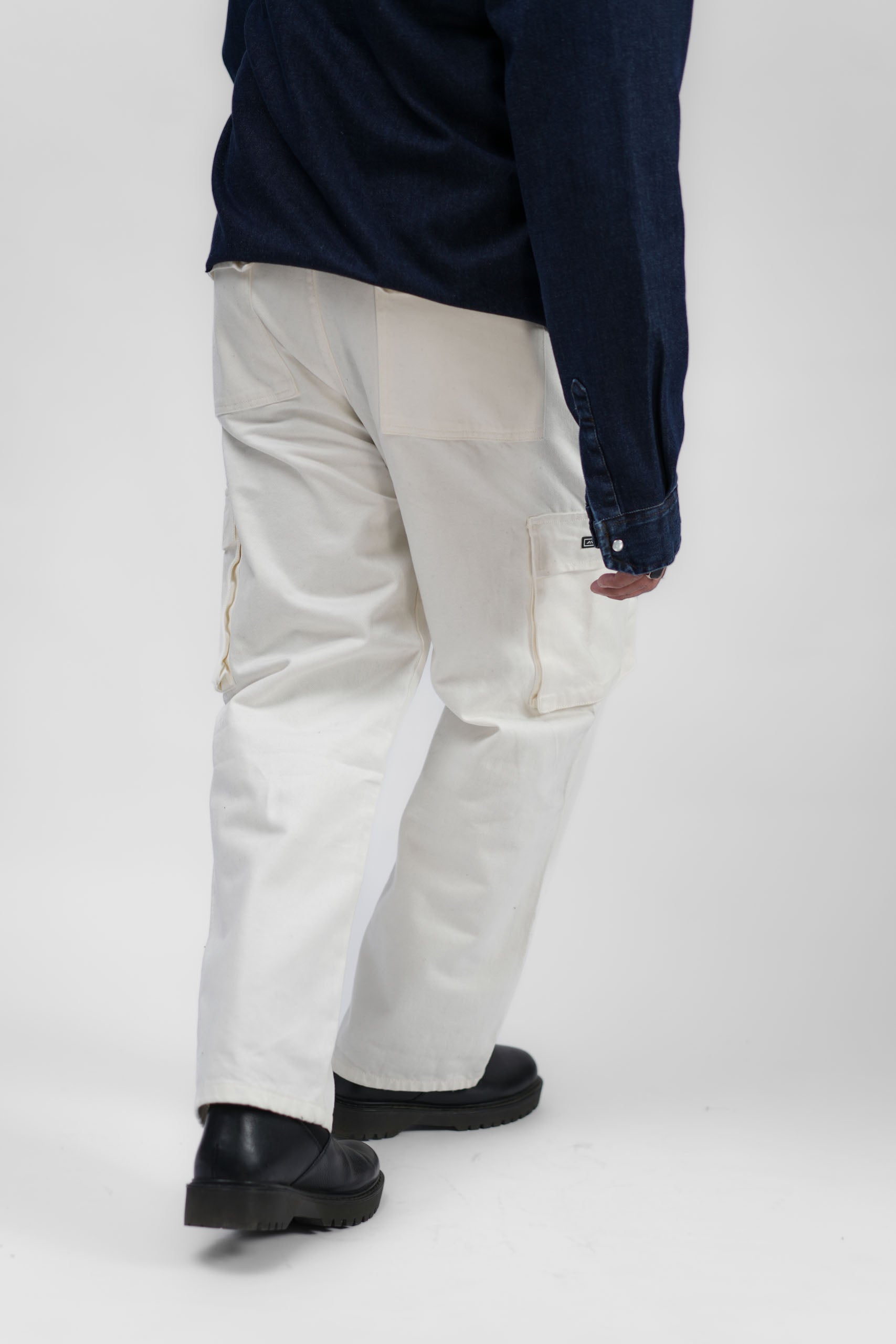 White Denim Cargo - Straight Fit
