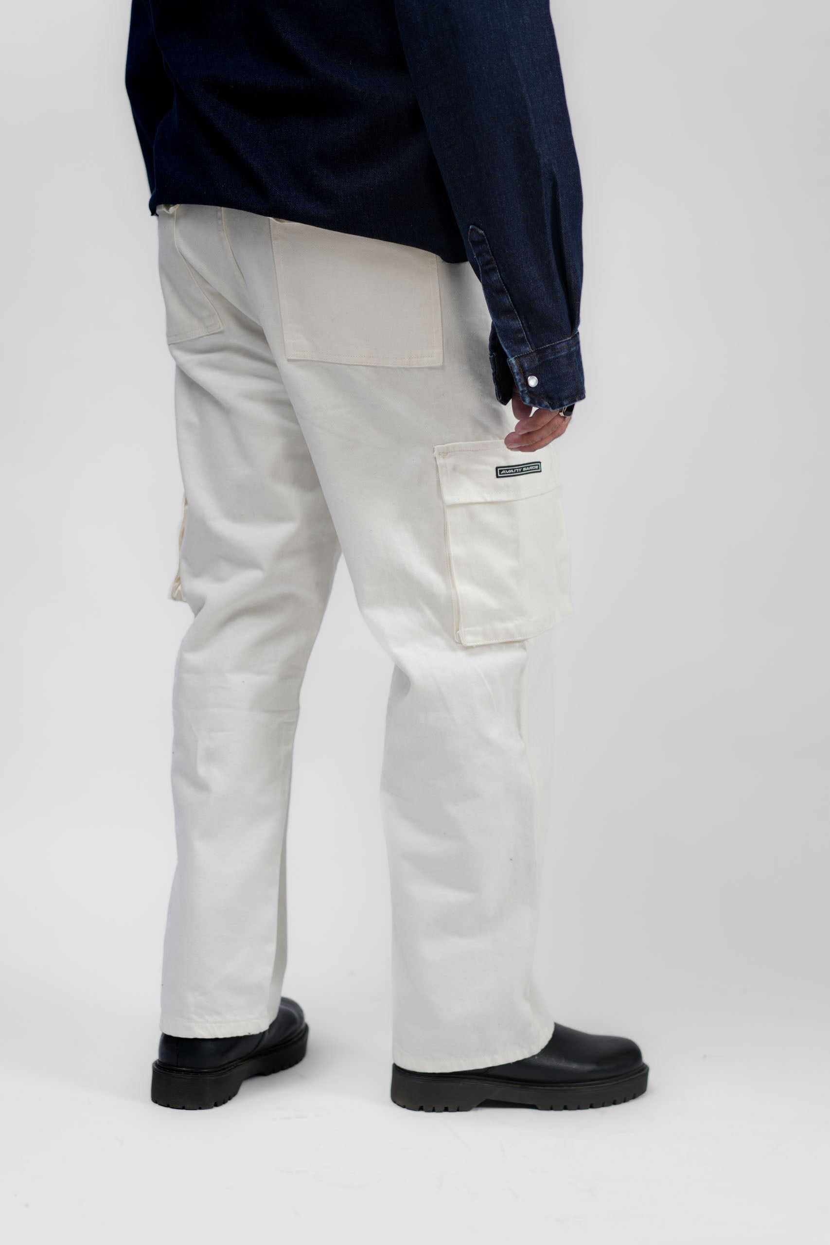 White Denim Cargo - Straight Fit