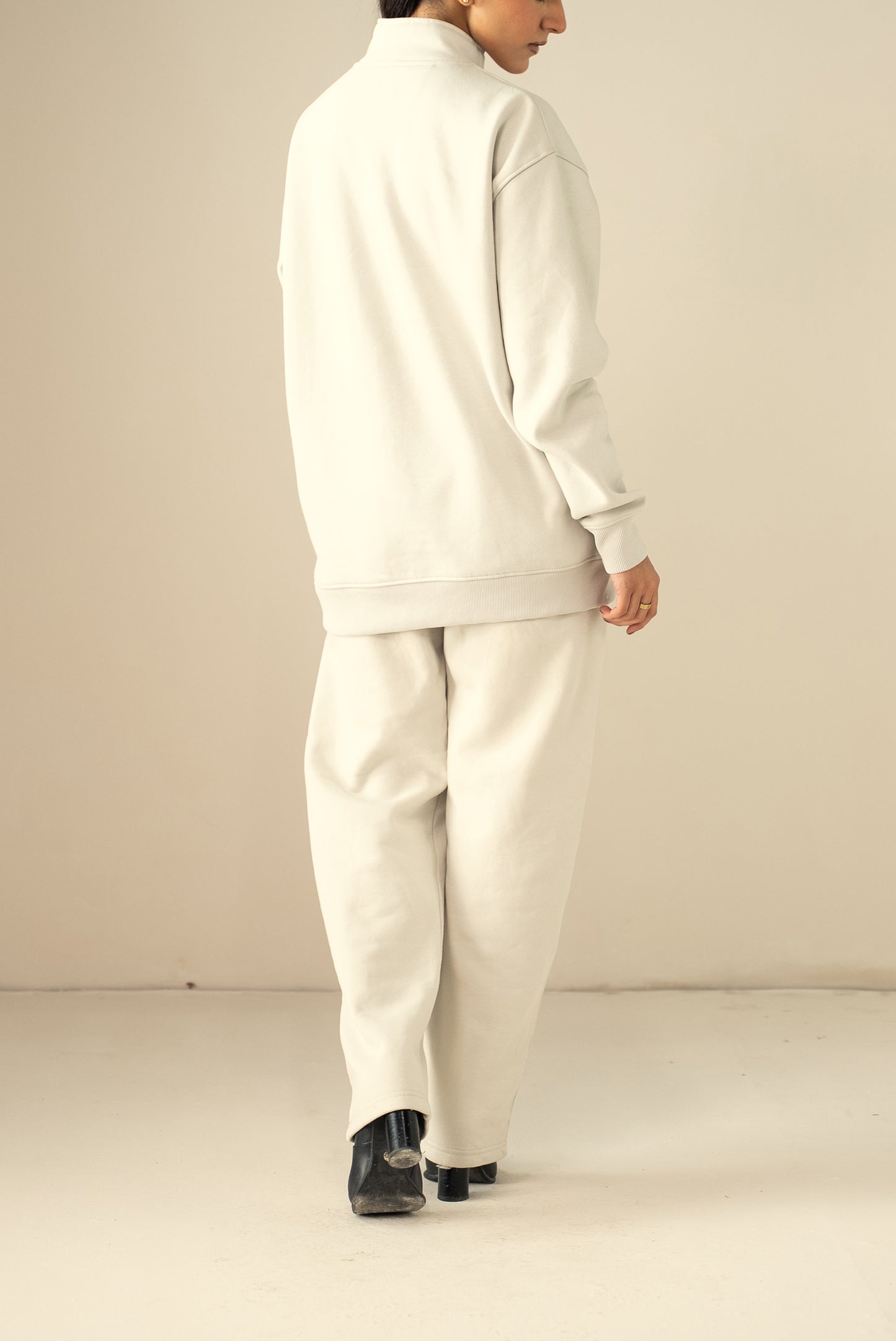 Quarter Zip Sweatshirt (MNZ-05)