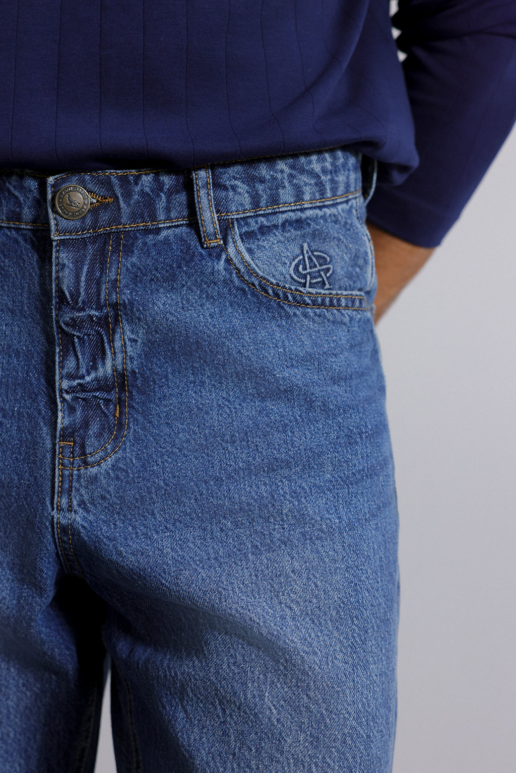 Classic Straight Fit Jeans