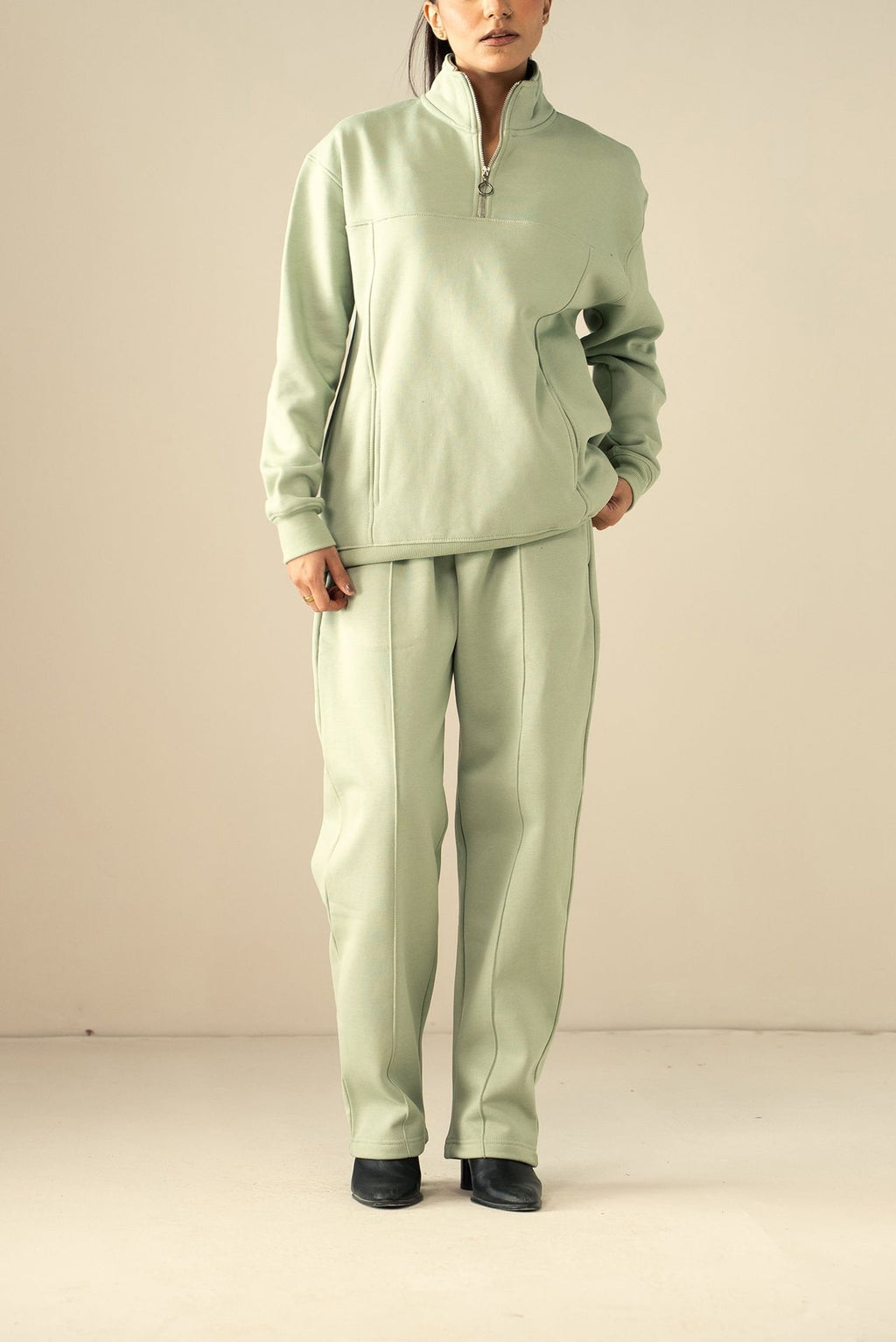 Quarter Zip Sweatshirt (MNZ-06)