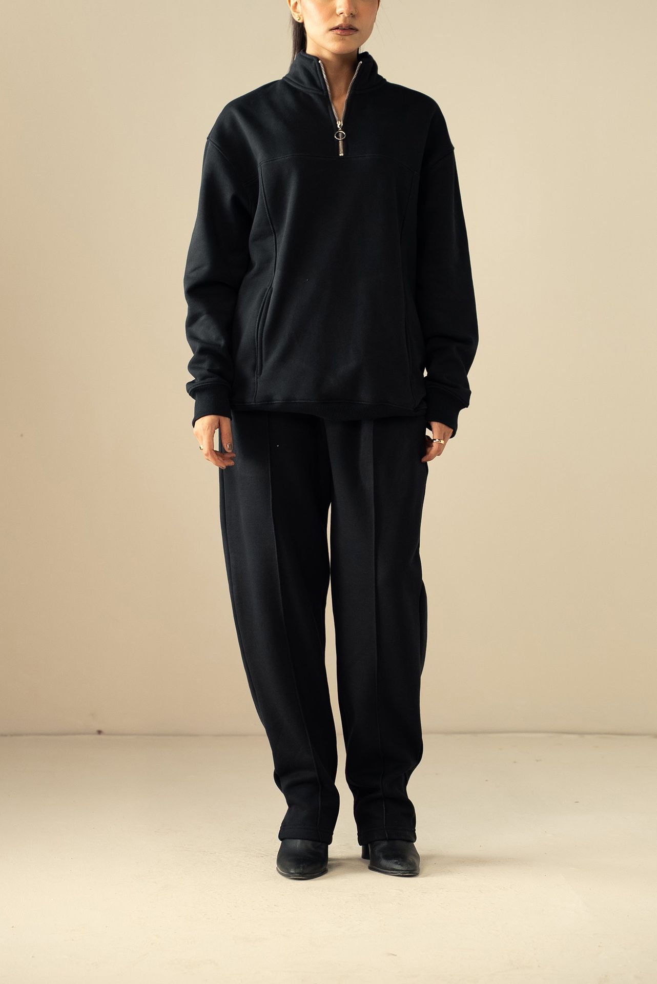 Quarter Zip Sweatshirt (MNZ-07)