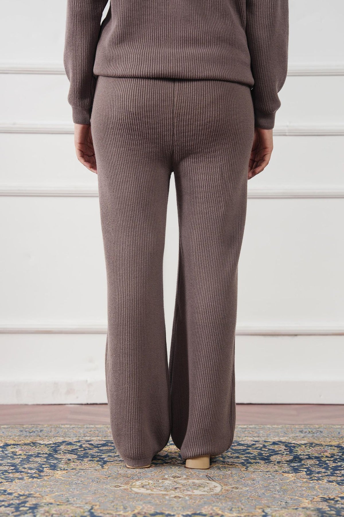 Ribbed Knit Straight Trouser (WKT-01)
