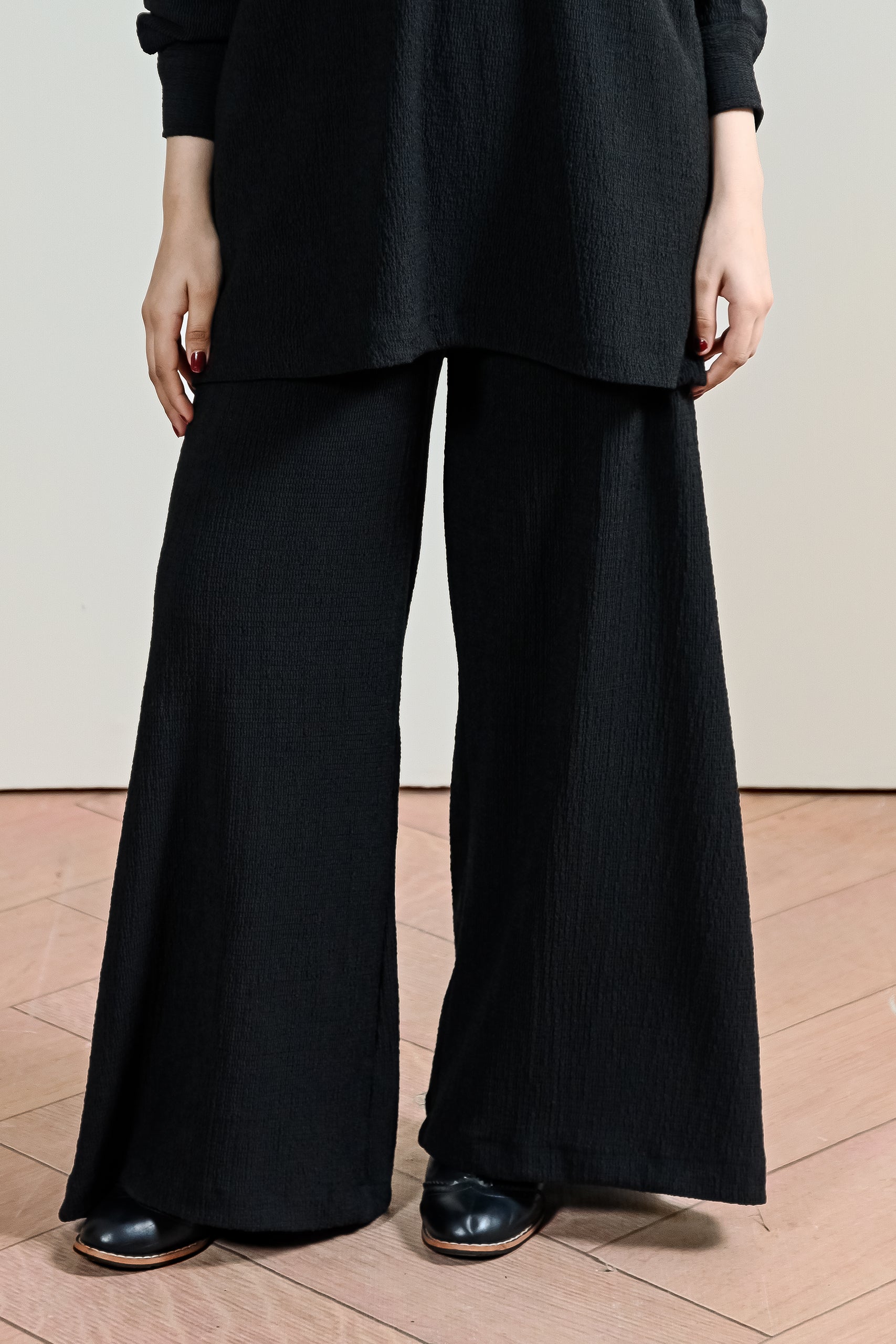 Textured Flared Trouser (WRT-06)