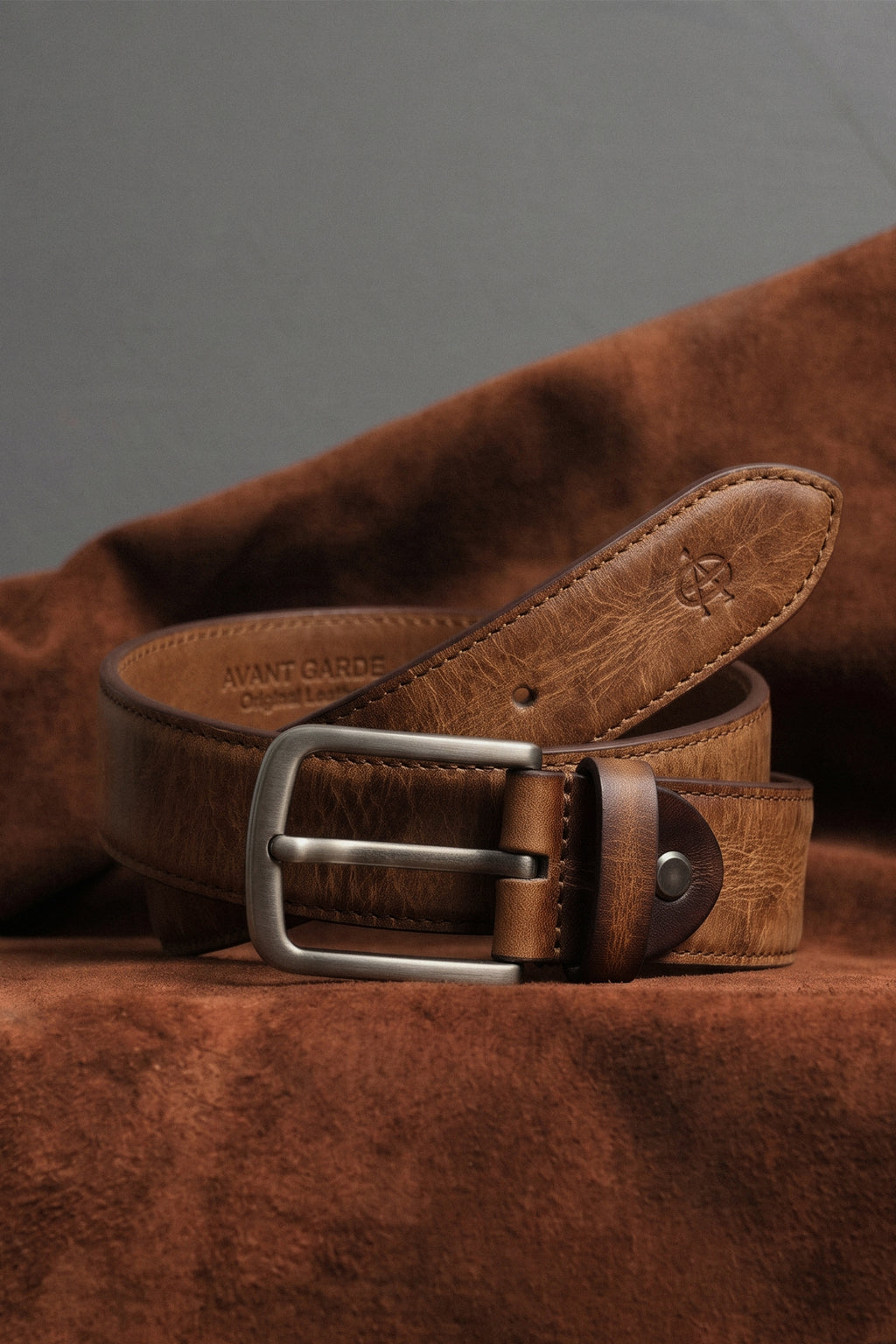 Slim Aniline Leather Belt